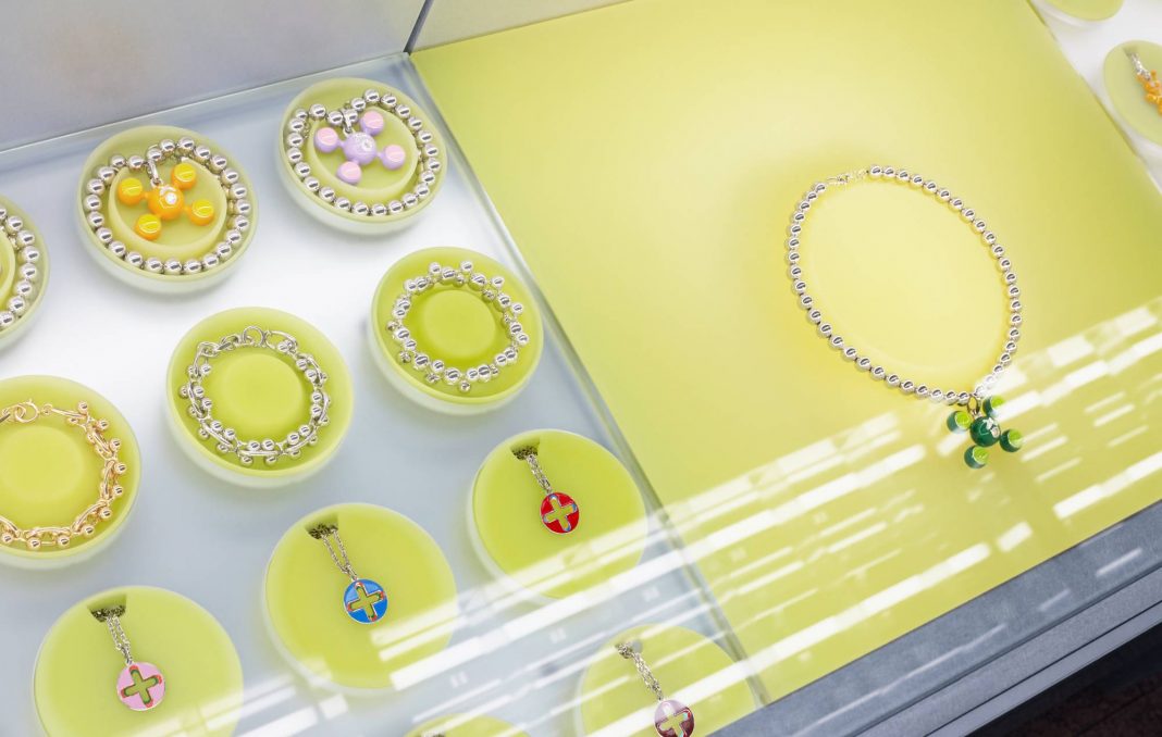 Frank Ocean opens new ‘Homer’ store in New York City FAVorite Hits