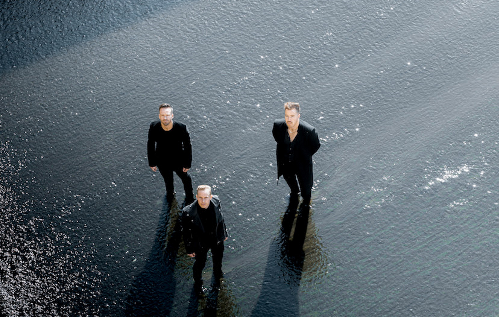 RÜFÜS DU SOL enlist artificial intelligence for 'Next to Me' music video