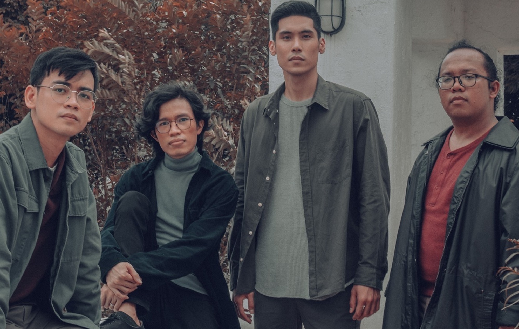 Munimuni crave freedom in new single 'Bukas Makalawa'