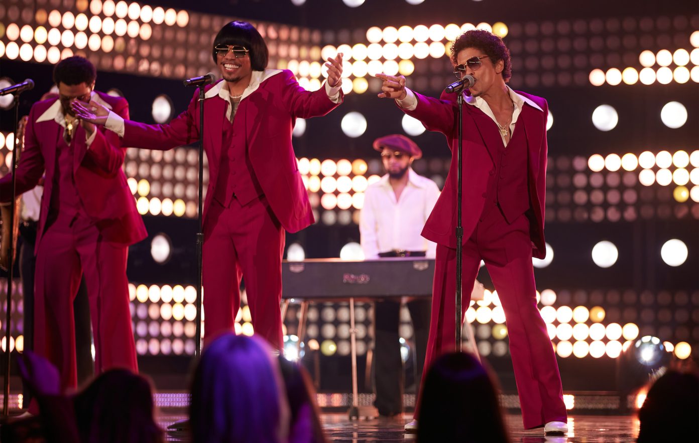 Silk Sonic cover Con Funk Shun’s ‘Love’s Train’ at Billboard Music