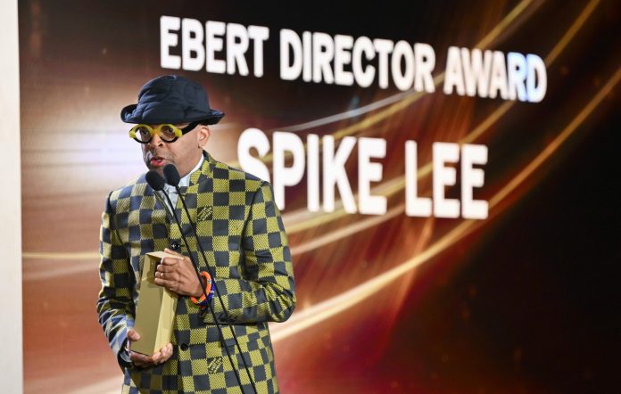 Spike-Lee-accepts-Ebert-Director-Award-at-Toronto-Film-Festival.-Credit.-Michael-BucknerVariety-via-Getty-Images-696x442.jpg