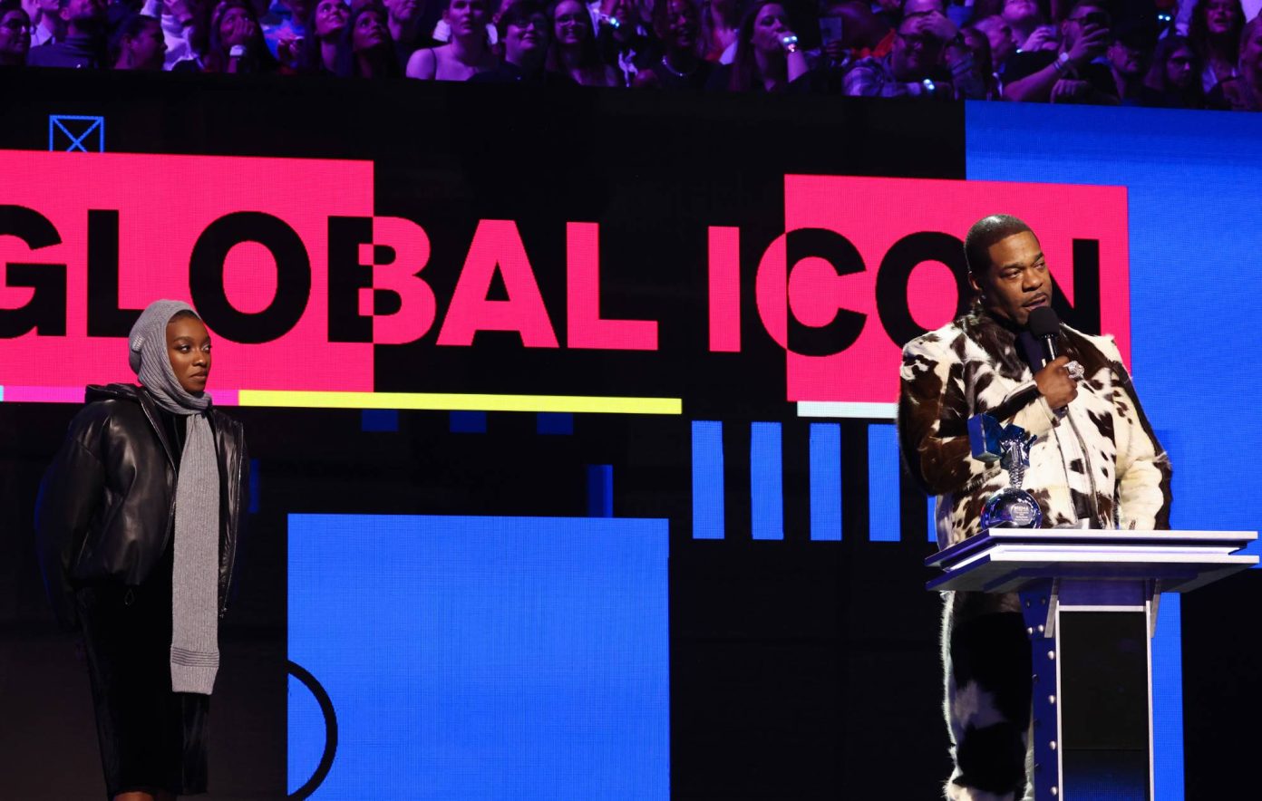 Little Simz presents Busta Rhymes with the Global Icon Award at the