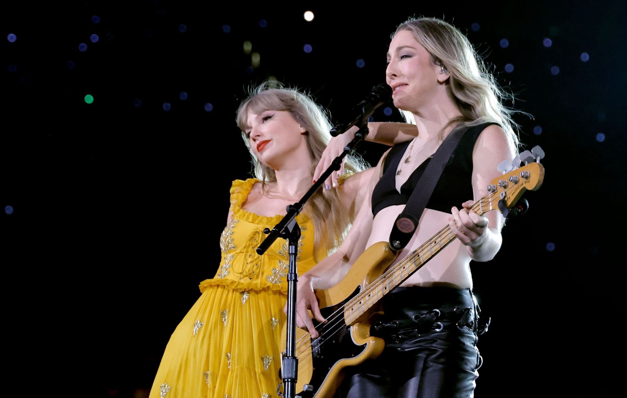 Este Haim marries Jonathan Levin at star-studded New Year’s Eve wedding ceremony with Taylor Swift and Stevie Nicks Este Haim marries Jonathan Levin at star-studded New Year’s Eve wedding ceremony with Taylor Swift and Stevie Nicks